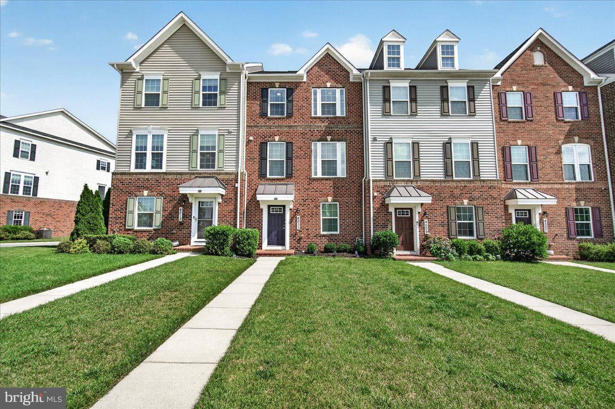4511 Landsdale Parkway photo 1
