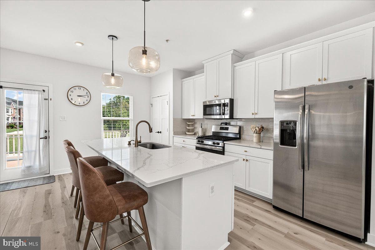 4511 Landsdale Parkway photo 13