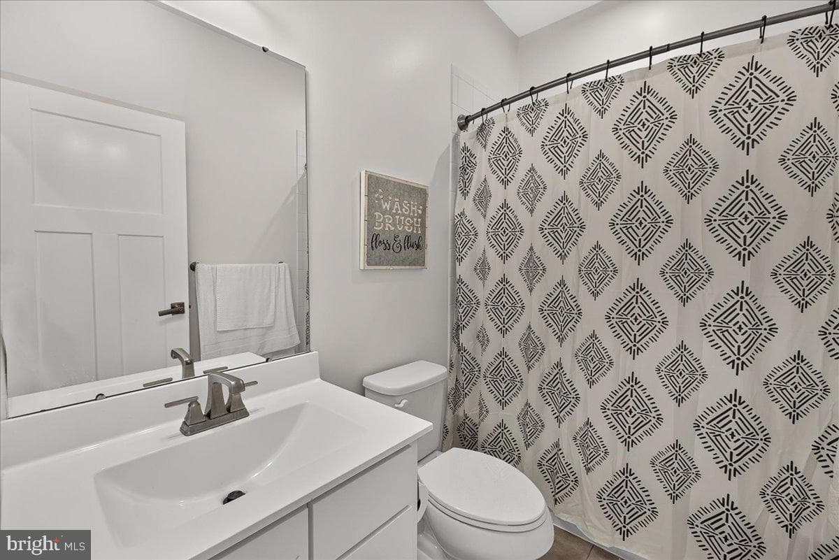 4511 Landsdale Parkway photo 26