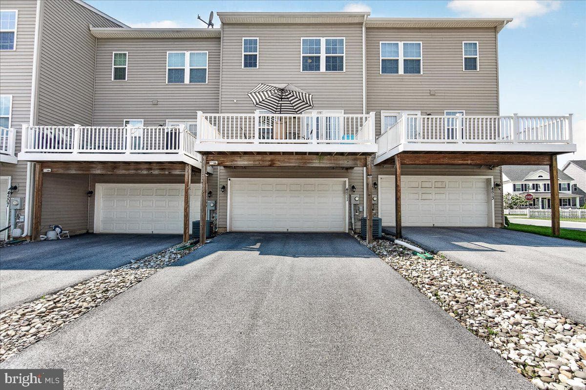 4511 Landsdale Parkway photo 34