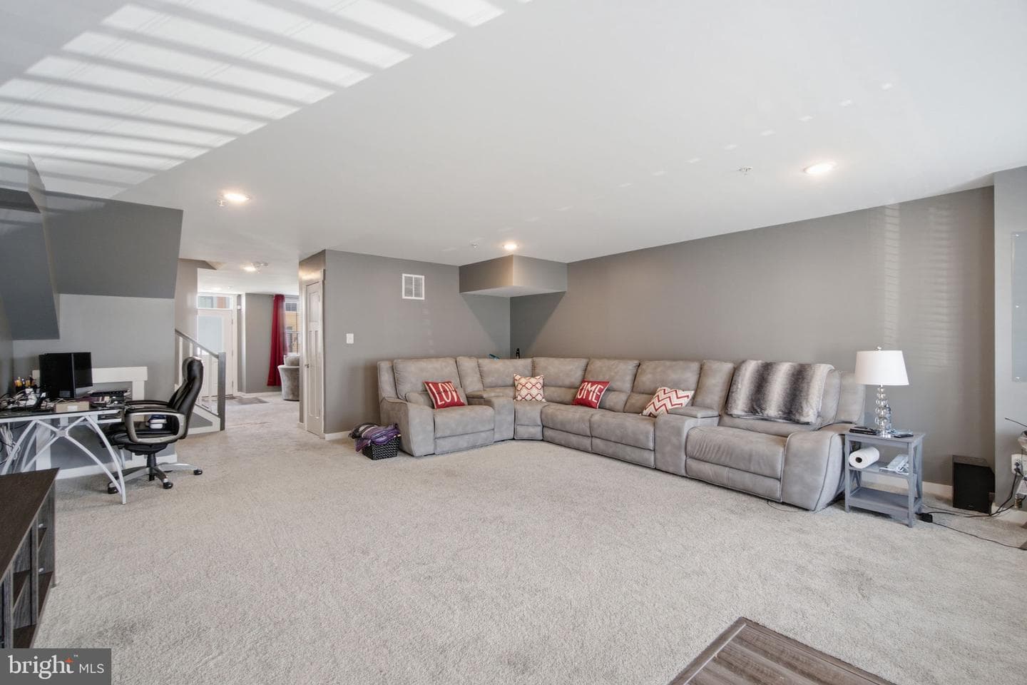 405 Gillespie Drive photo 34