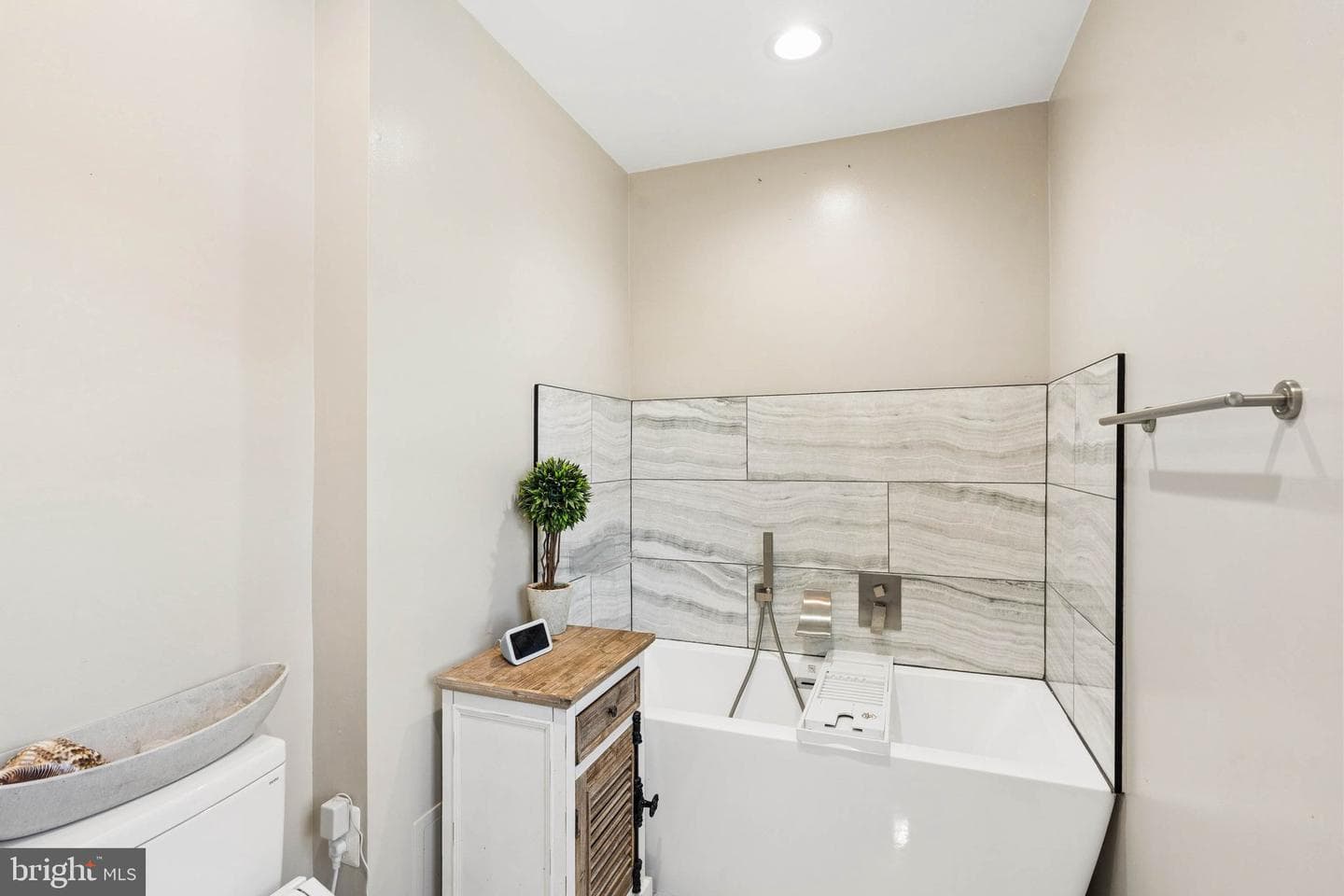 6254 Derby Drive photo 24