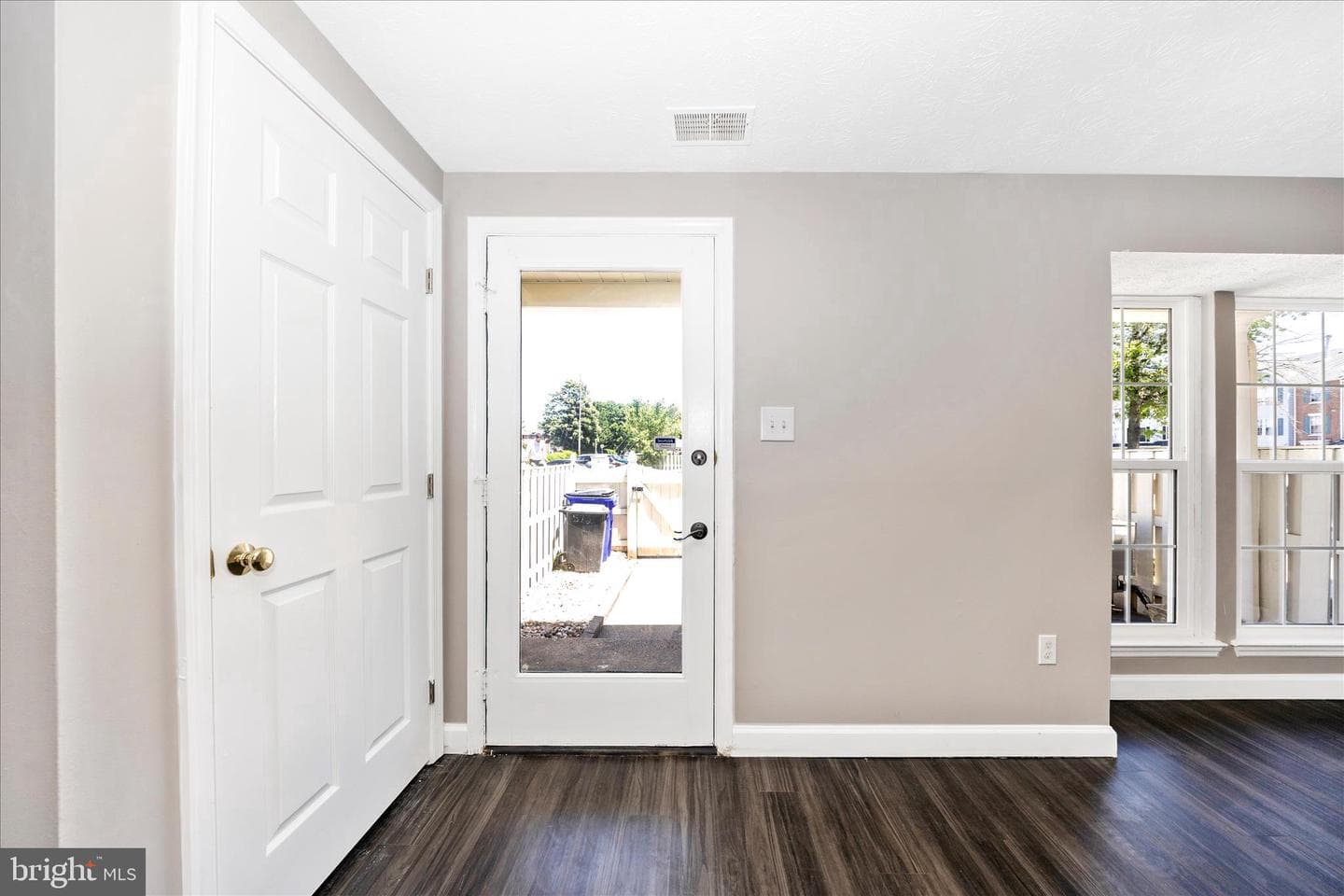 572 Hollyberry Way, Frederick