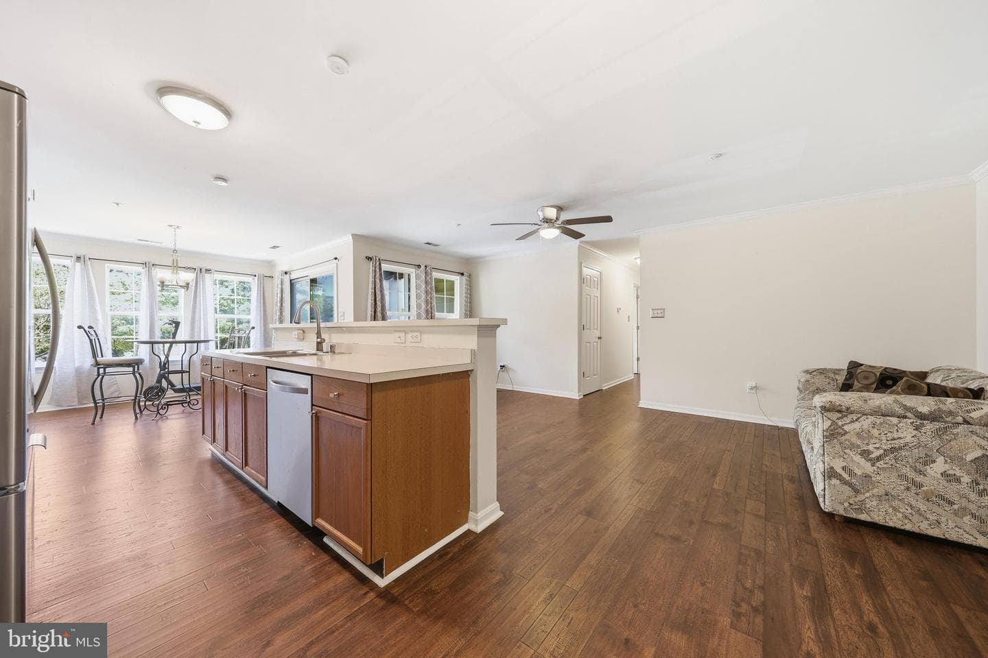 2402 Ellsworth Way #2a photo 5