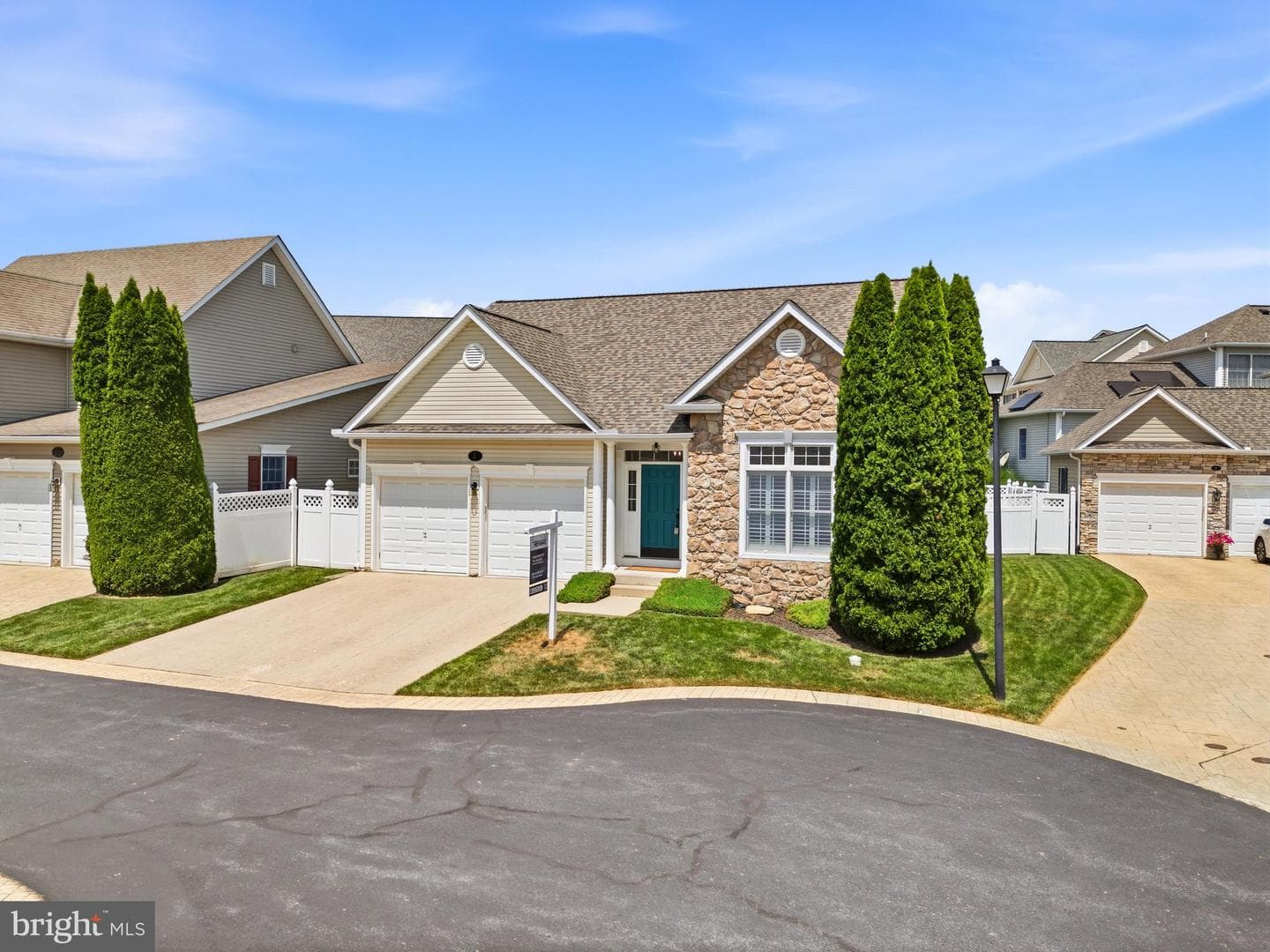 4 Lamar Lane, Middletown