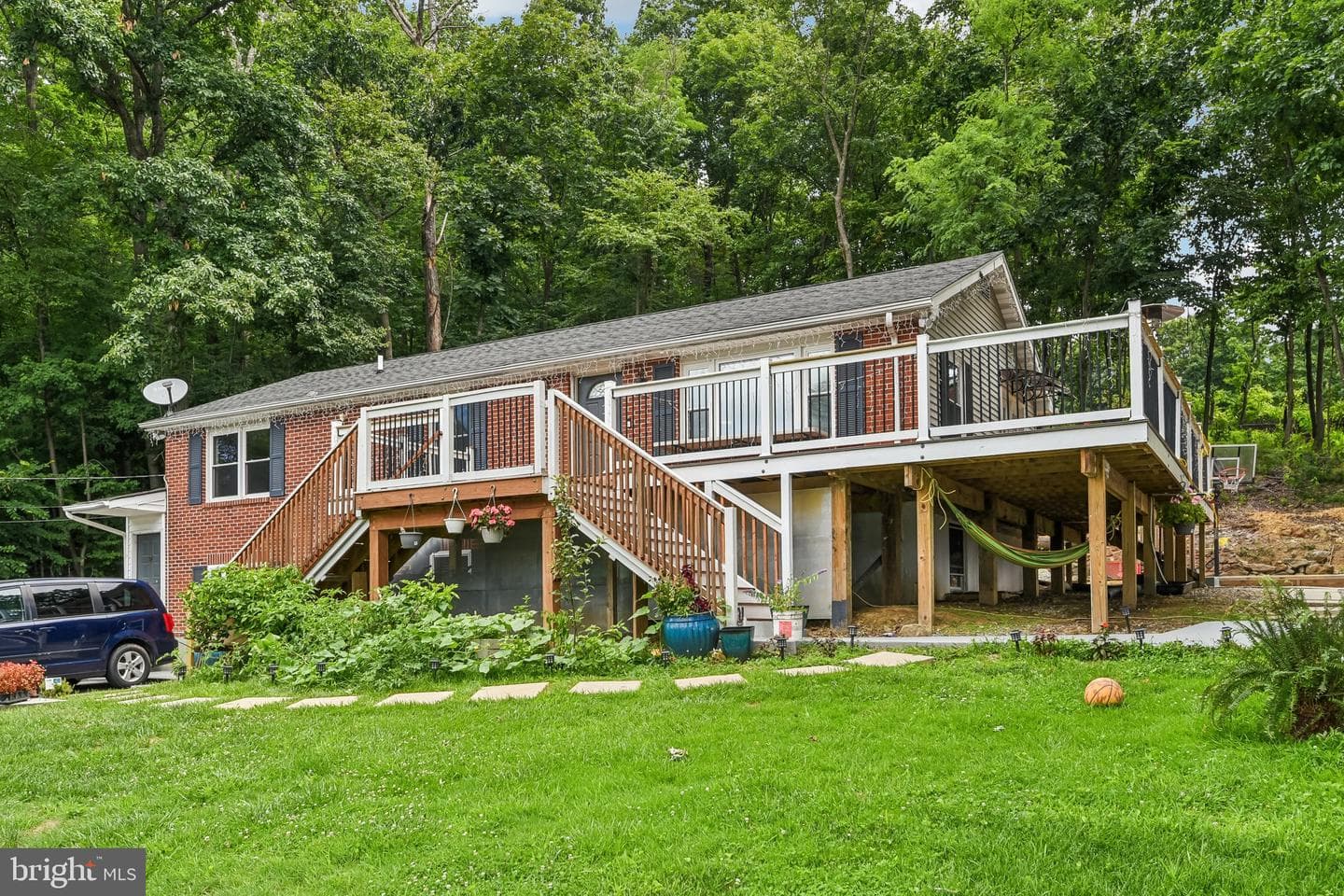 13903 Wolfsville Road photo 4