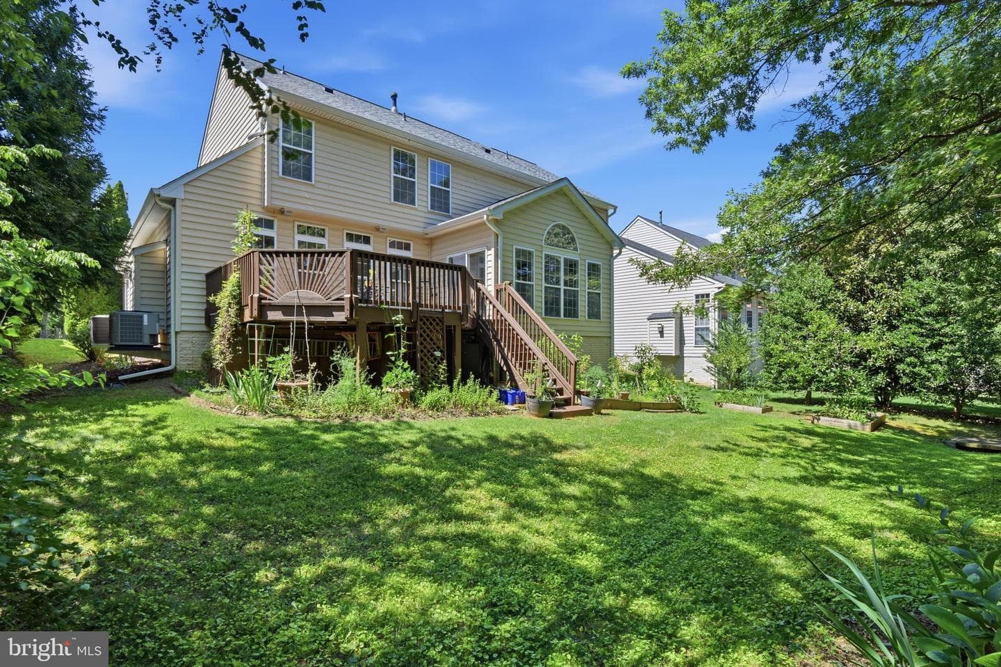 9039 Clendenin Way photo 3