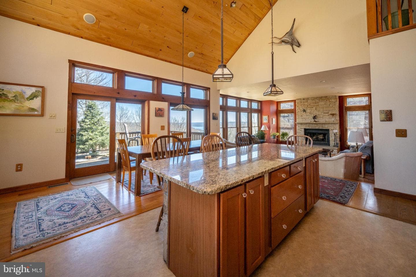 188 Highline Drive photo 22