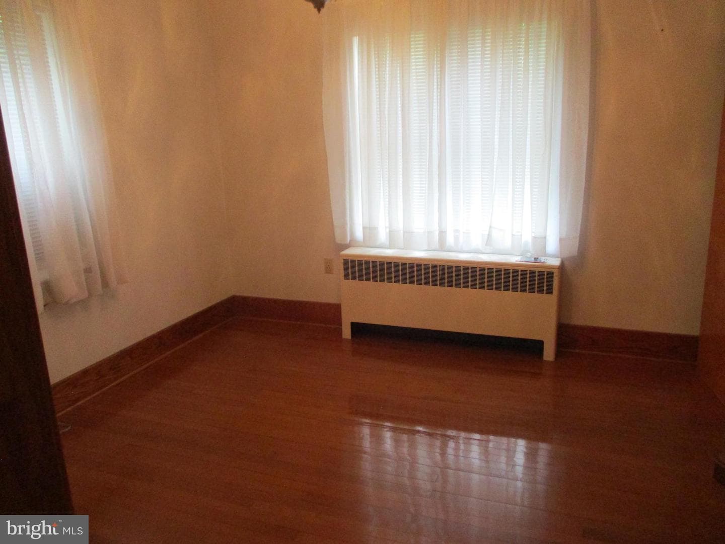 303 Orchard Street photo 9