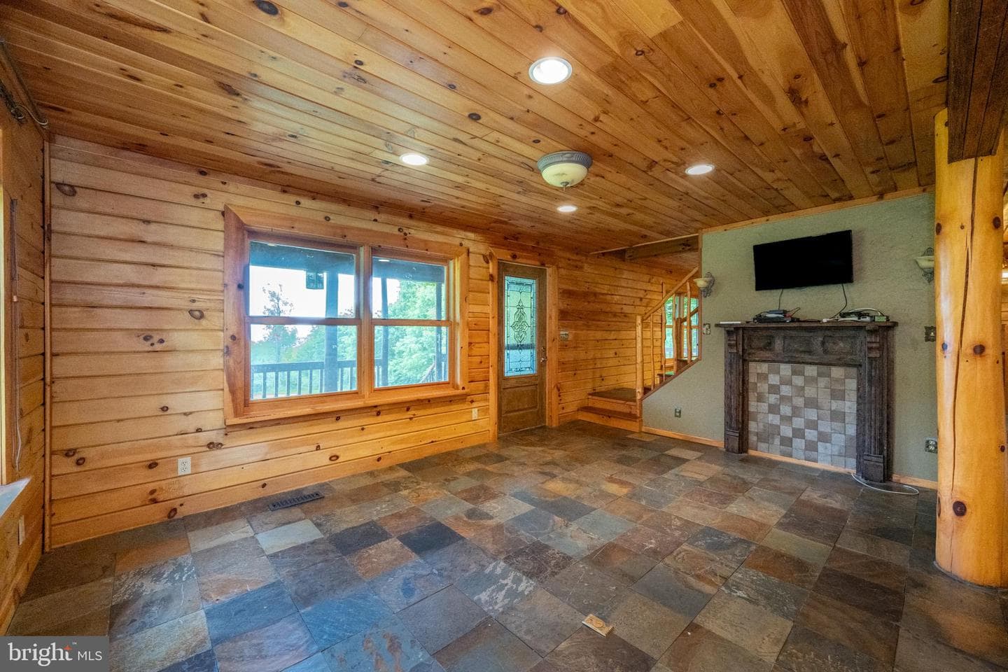 187 High Crest Drive photo 19
