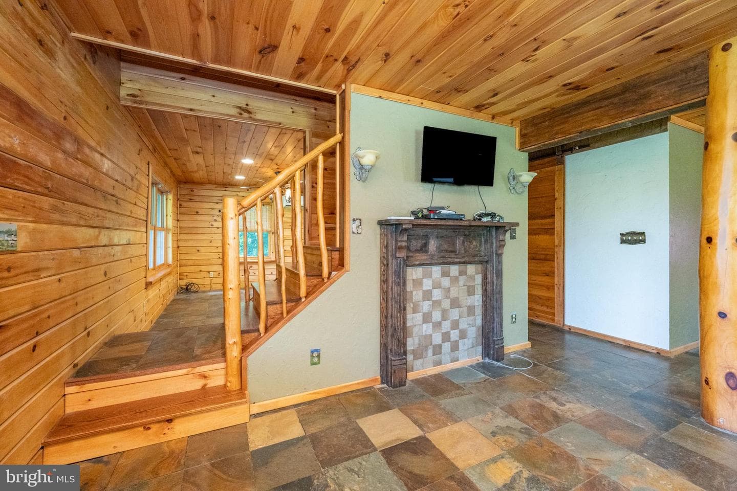 187 High Crest Drive photo 21