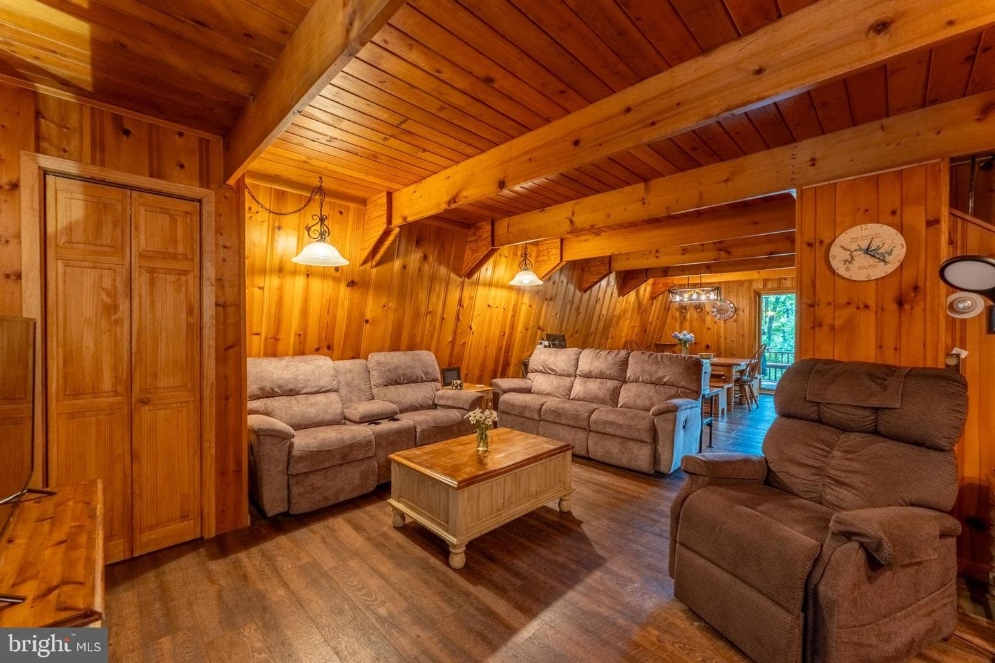 106 Oak Way Road photo 8