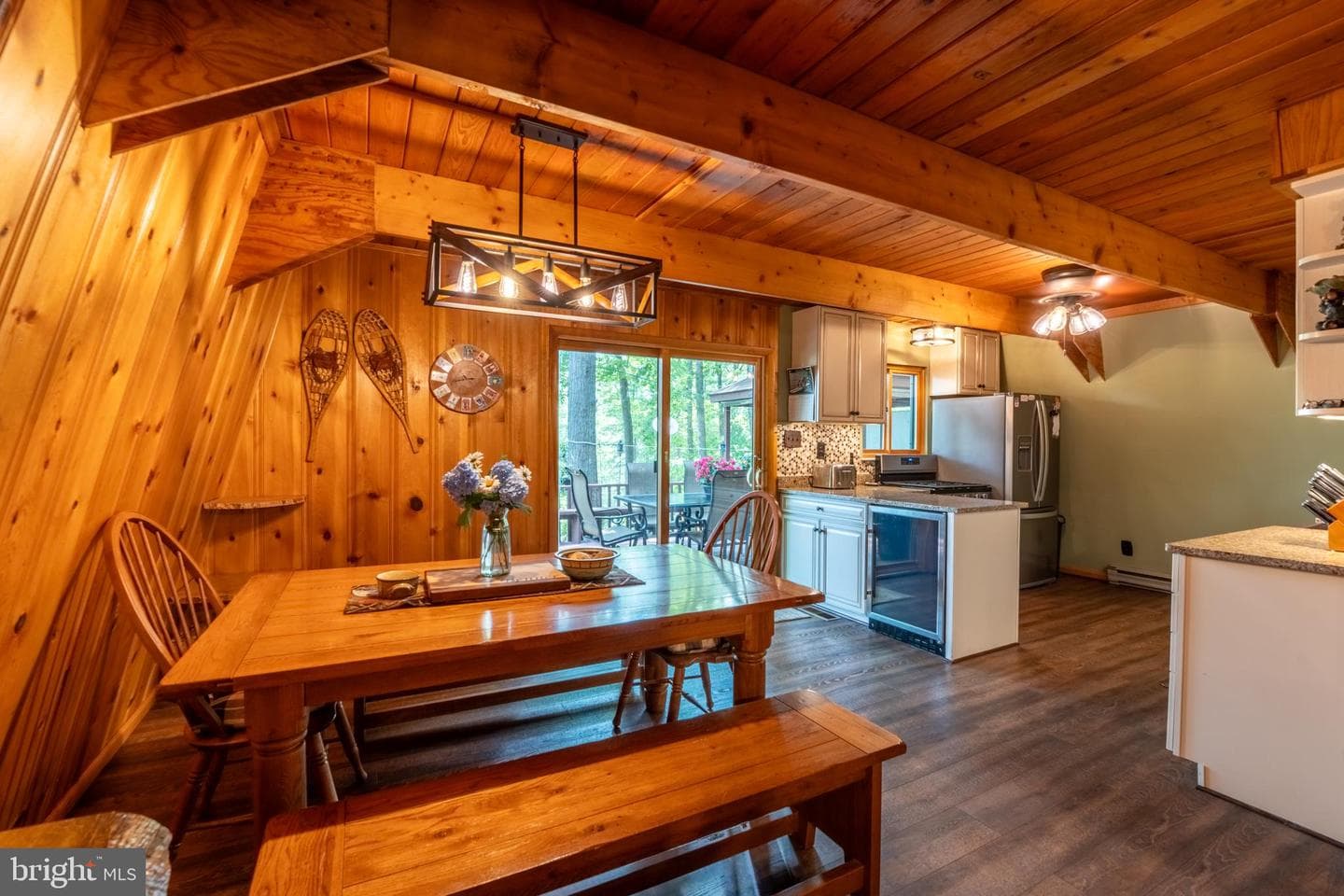 106 Oak Way Road photo 9
