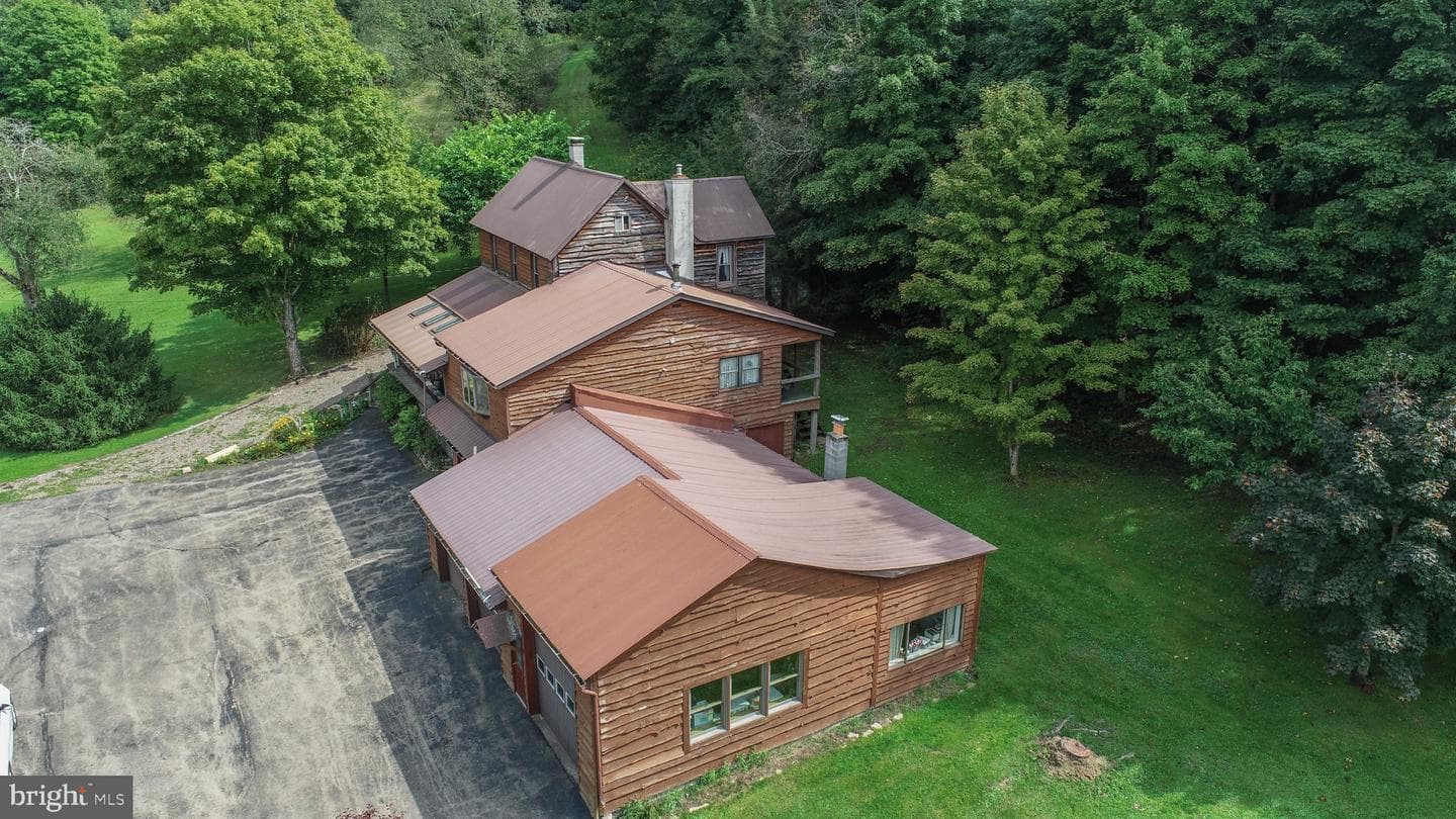 2527 Pigs Ear Road photo 47