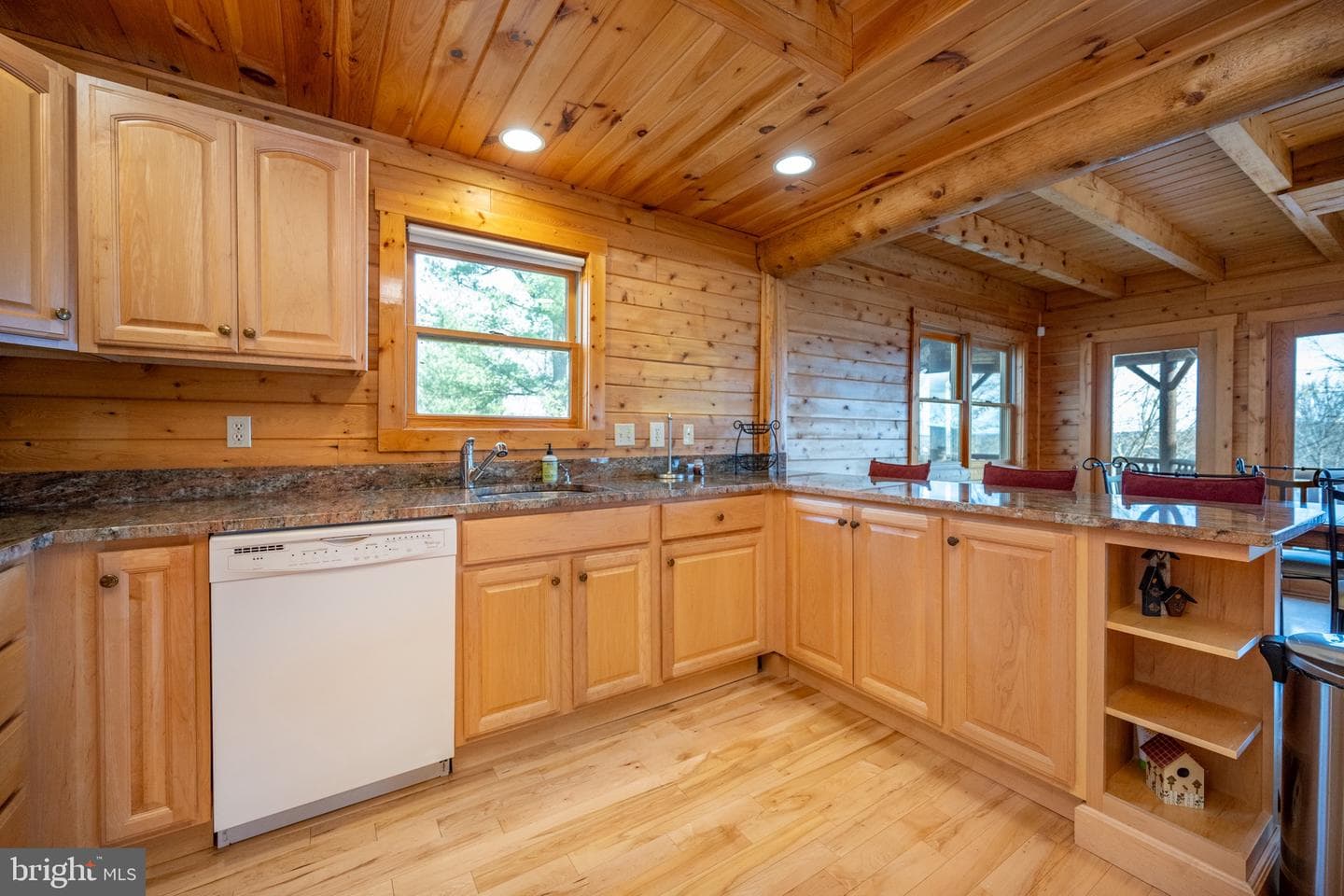 439 Paradise Heights photo 11