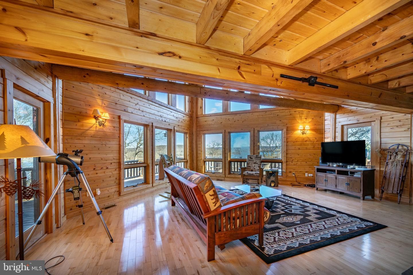 439 Paradise Heights photo 4