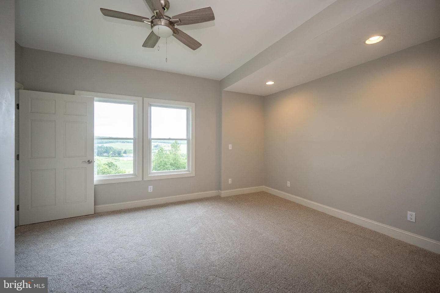 651 Klotz Farm Drive photo 21