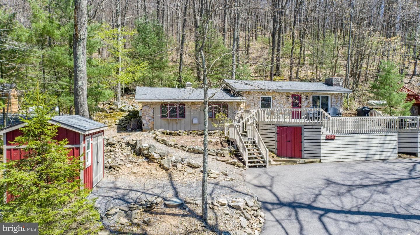 2410 State Park Road photo 44