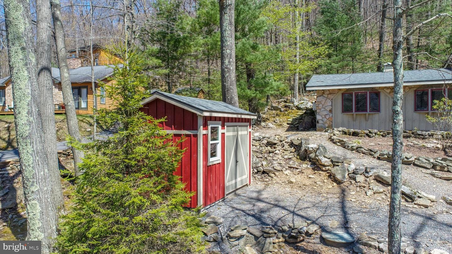 2410 State Park Road photo 45