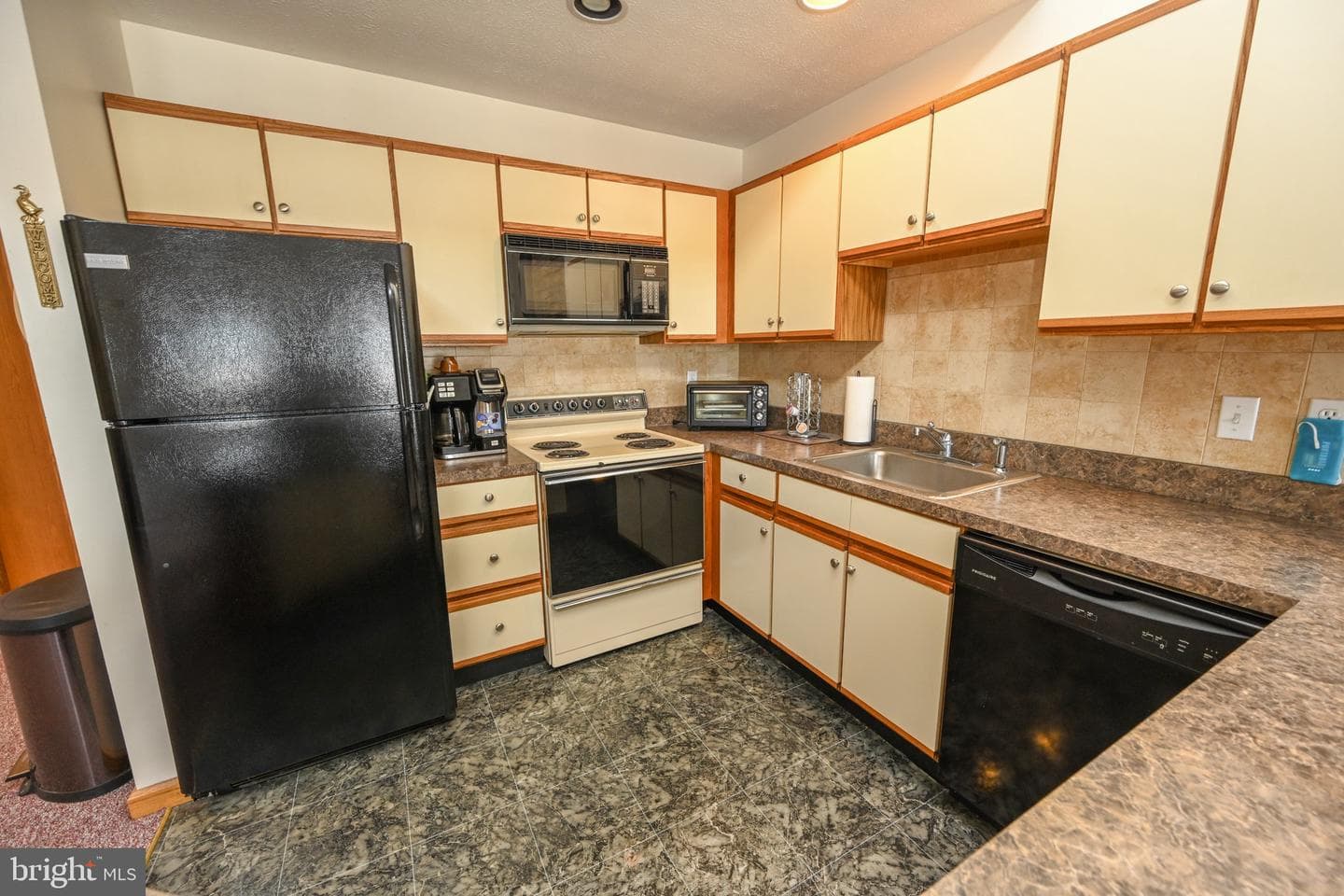 20241 Garrett Highway #5 photo 22