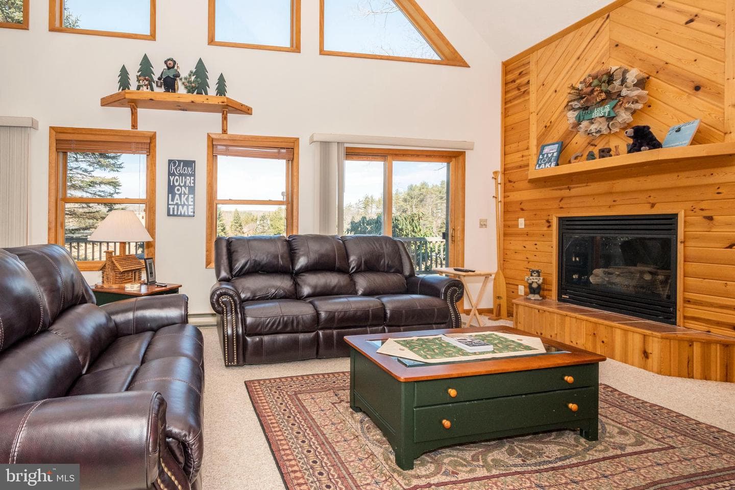 360 Glen Meadow Road photo 2