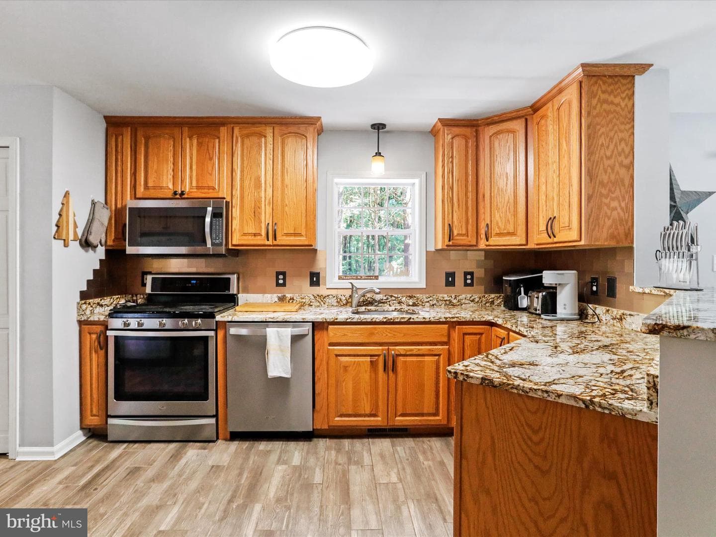 404 Pine Grove Road photo 14