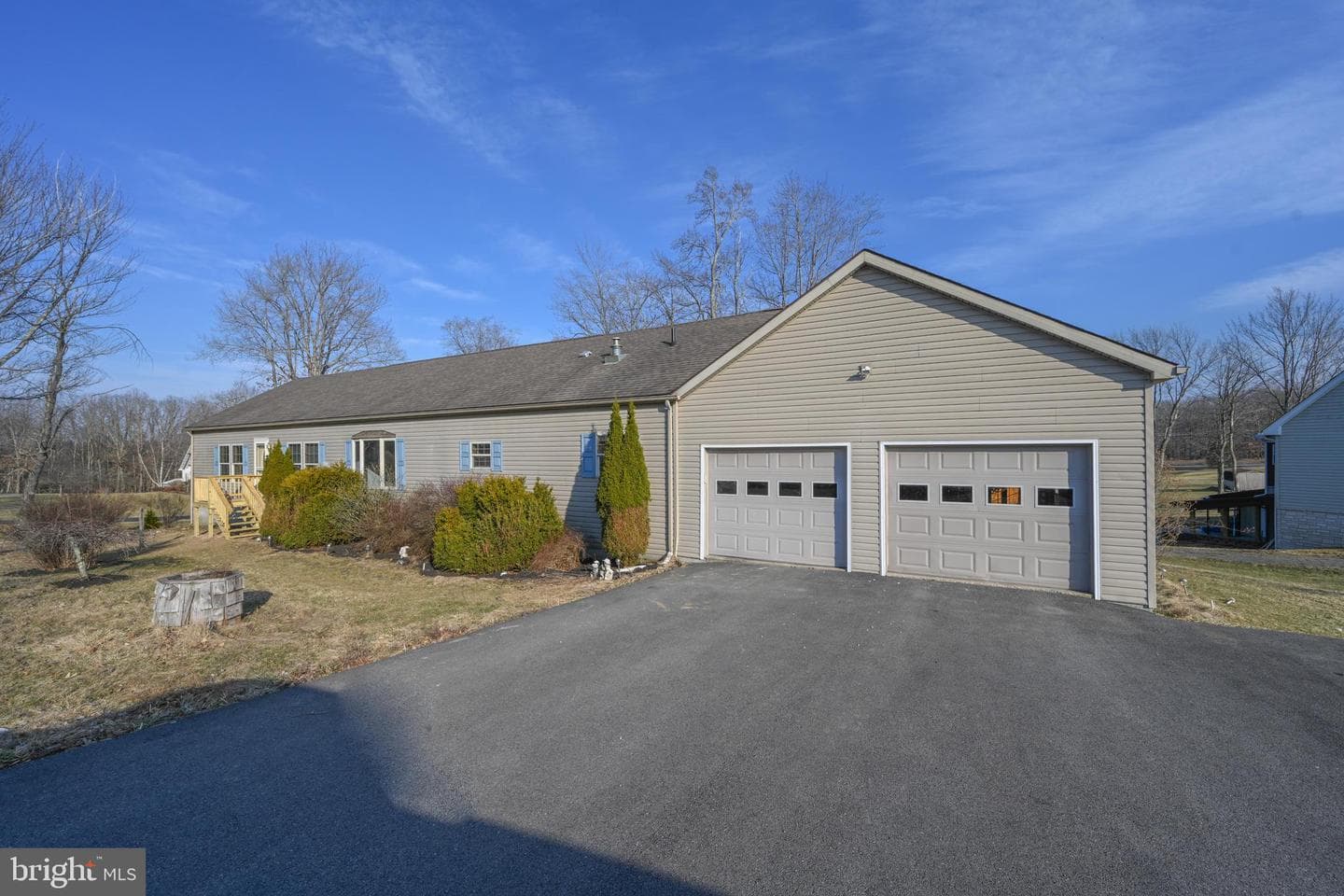707 Sunshine Drive photo 1