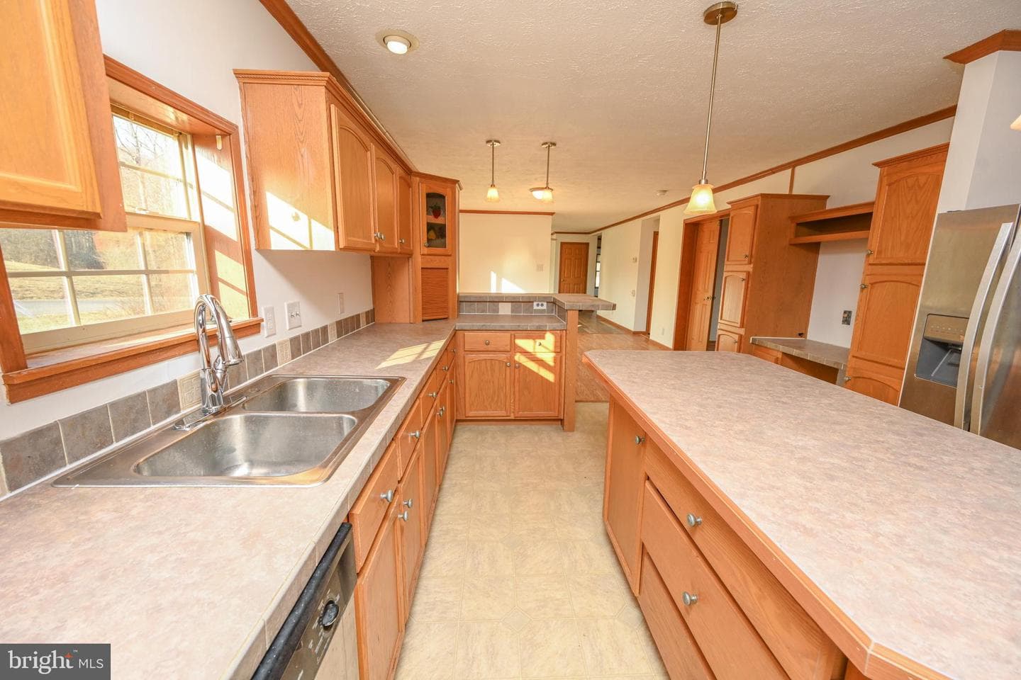 707 Sunshine Drive photo 35