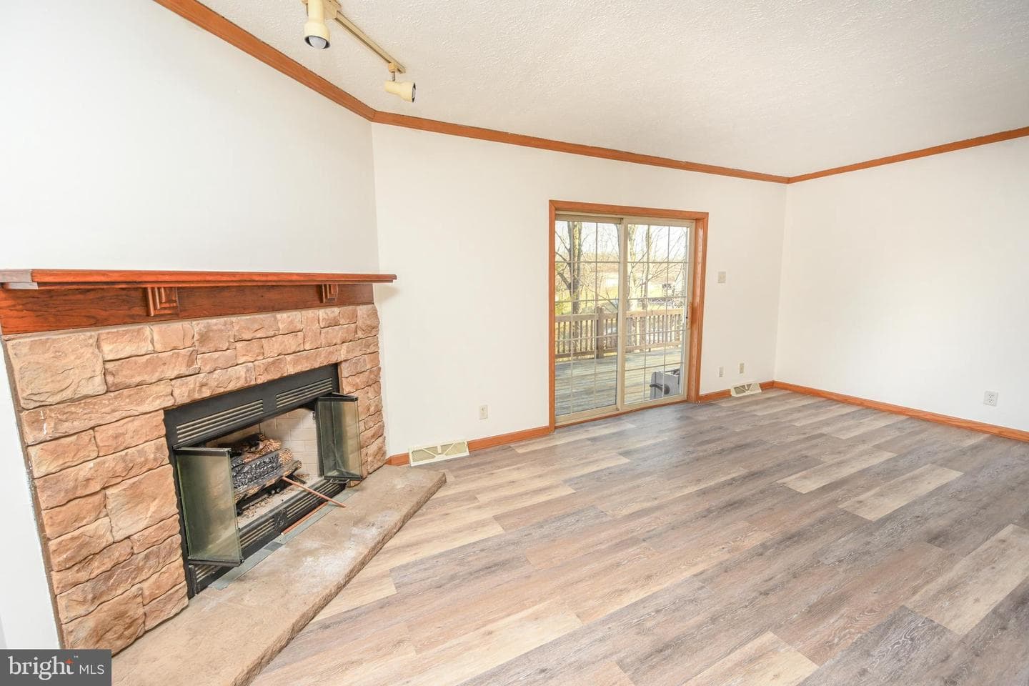 707 Sunshine Drive photo 50