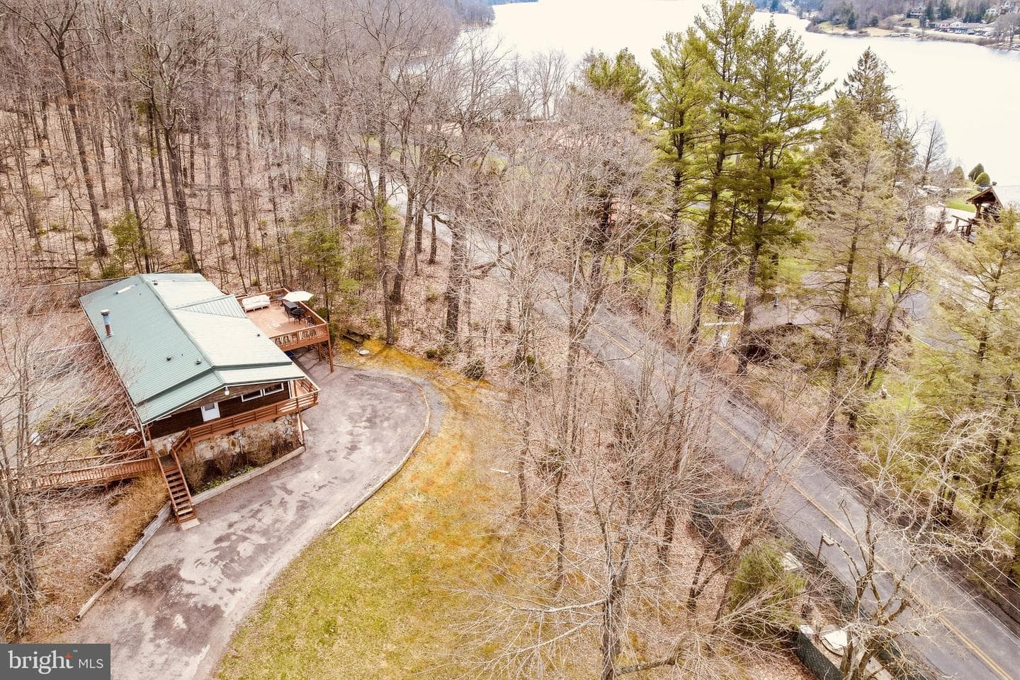 499 Rock Lodge Rd, Mc Henry