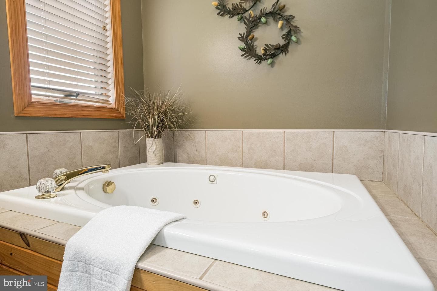 244 Moonrise Drive photo 25