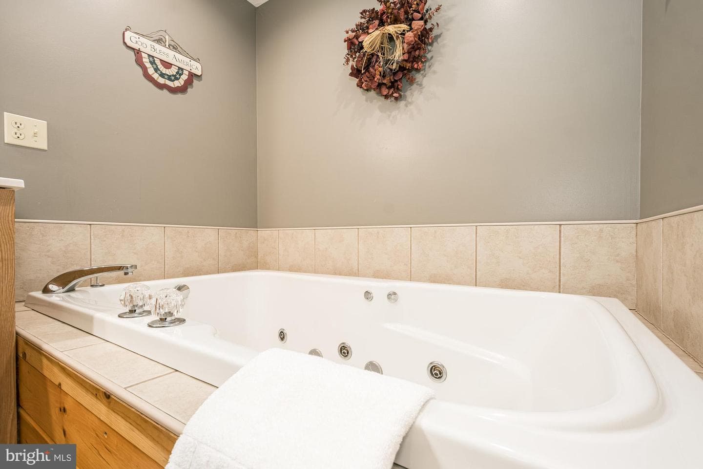244 Moonrise Drive photo 43
