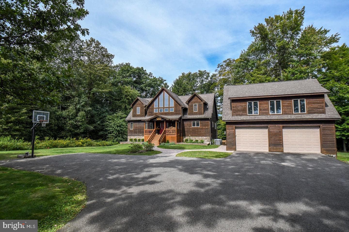 244 Moonrise Drive photo 5