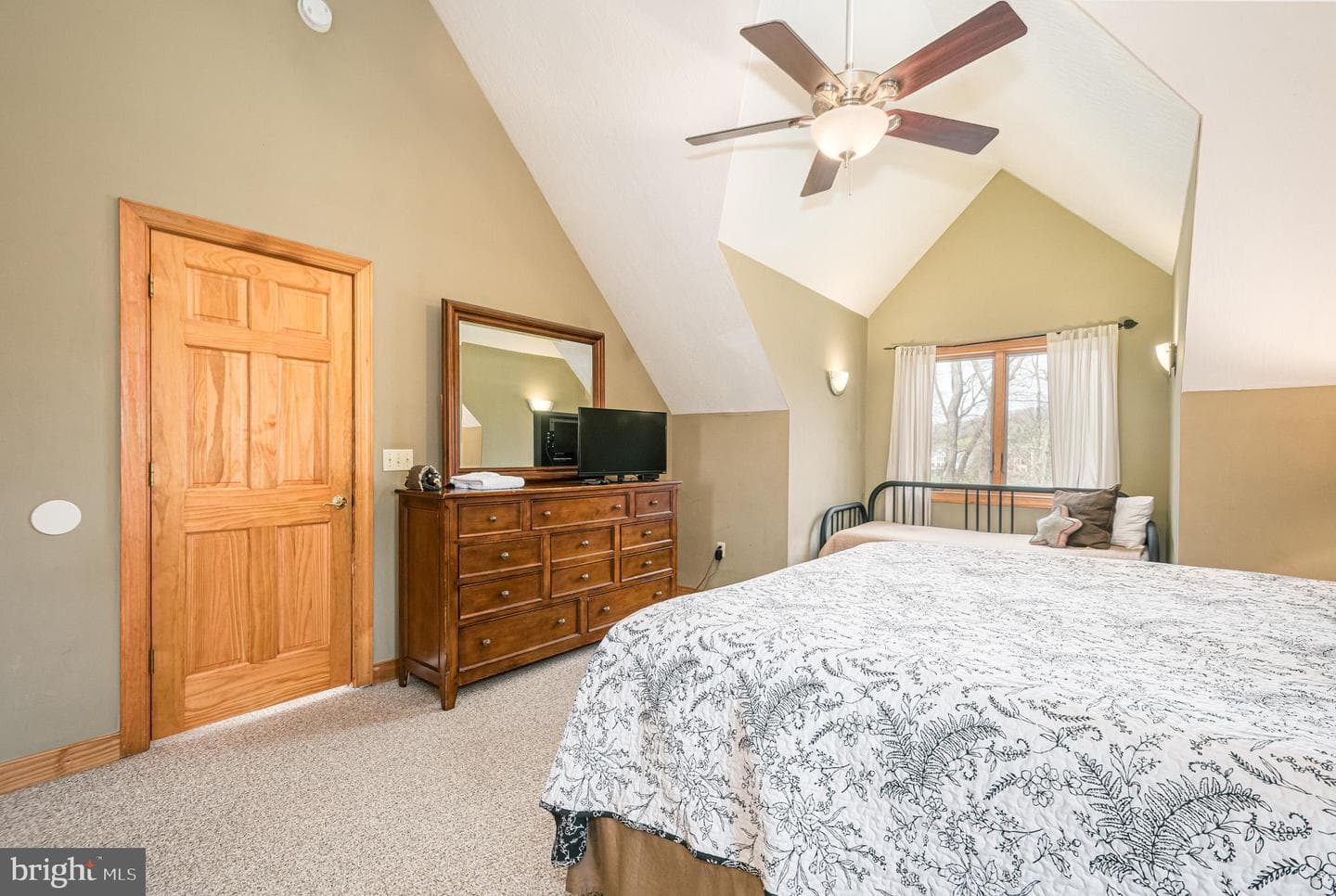 244 Moonrise Drive photo 54