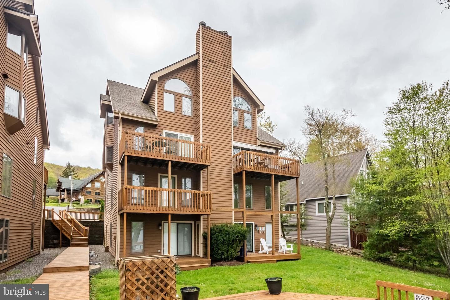 5 Hartwood Drive #h photo 1