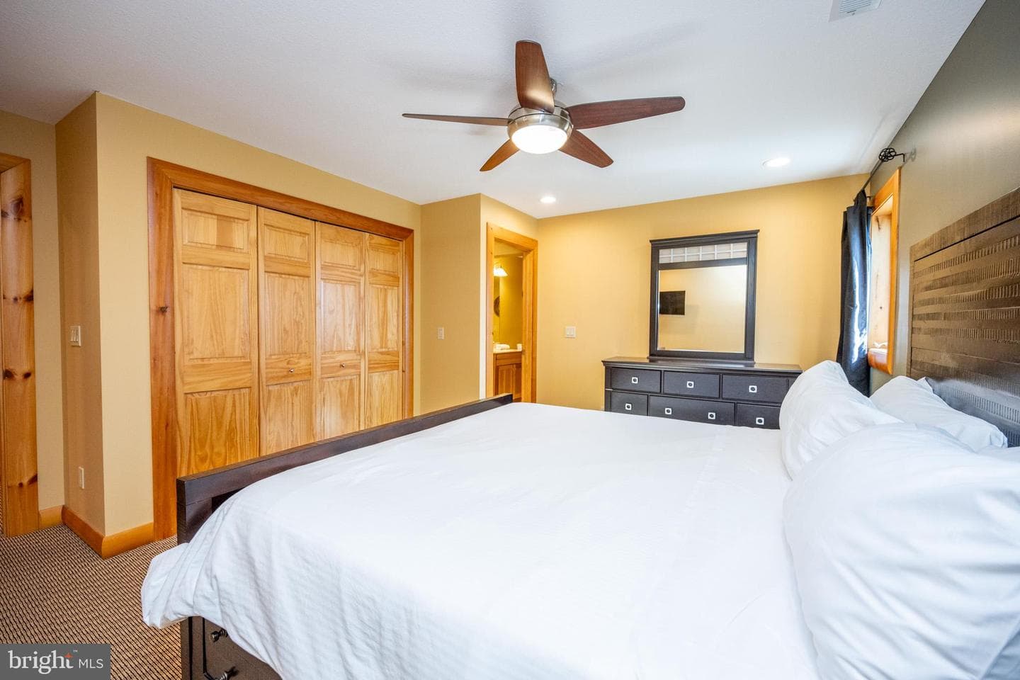 102 Mountainview Court photo 51