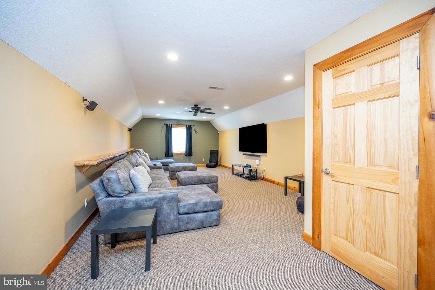 102 Mountainview Court photo 59