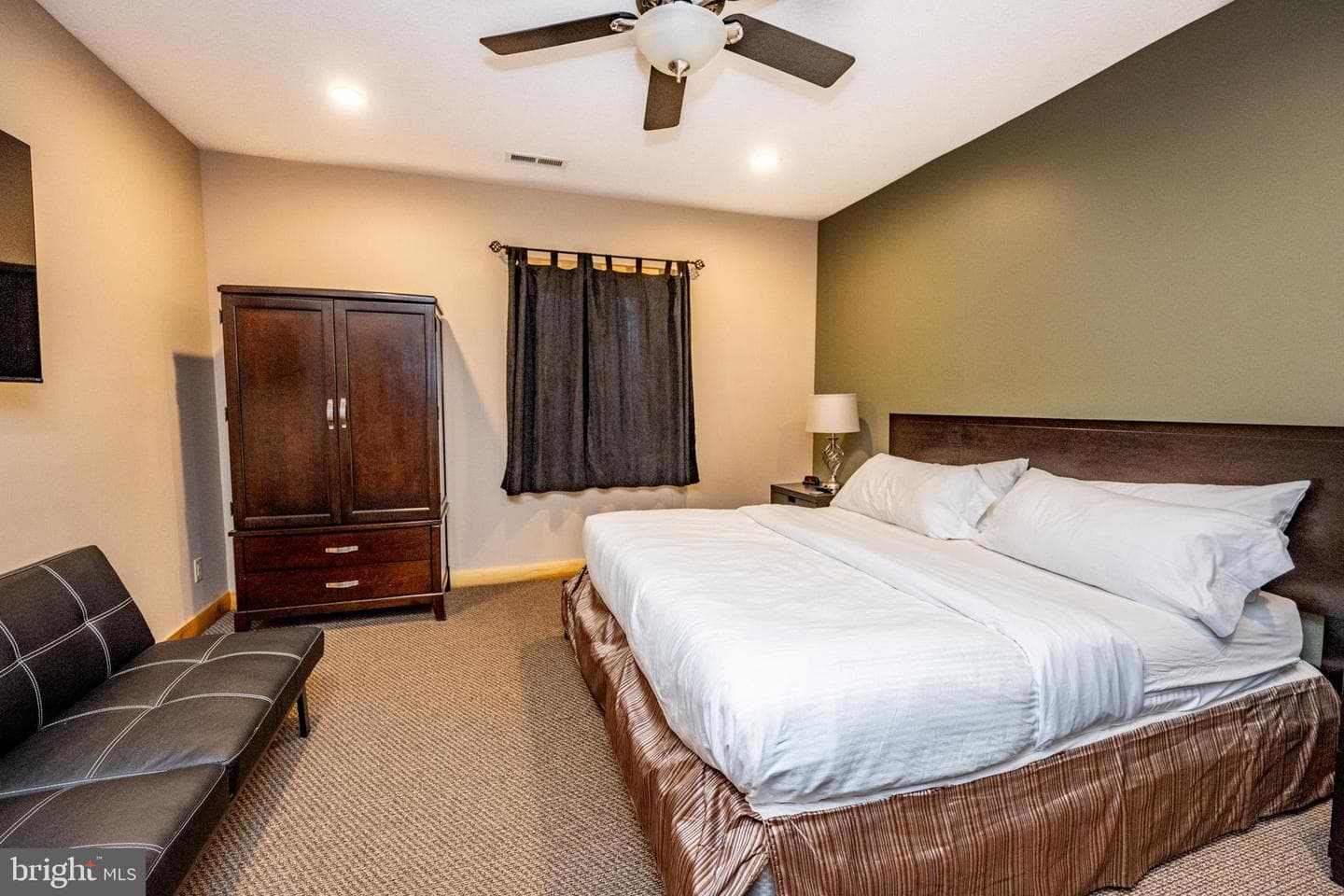 102 Mountainview Court photo 83