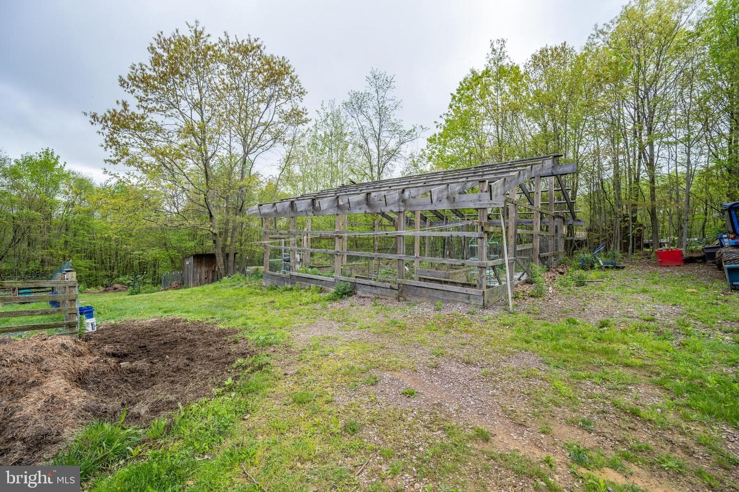 1341 Westview Crossing photo 39