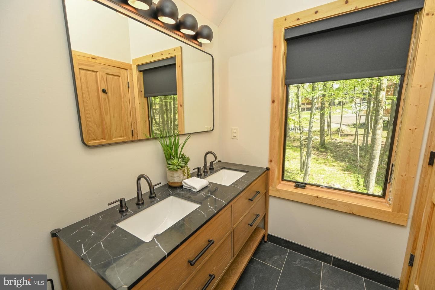 1067 N Camp Road photo 36