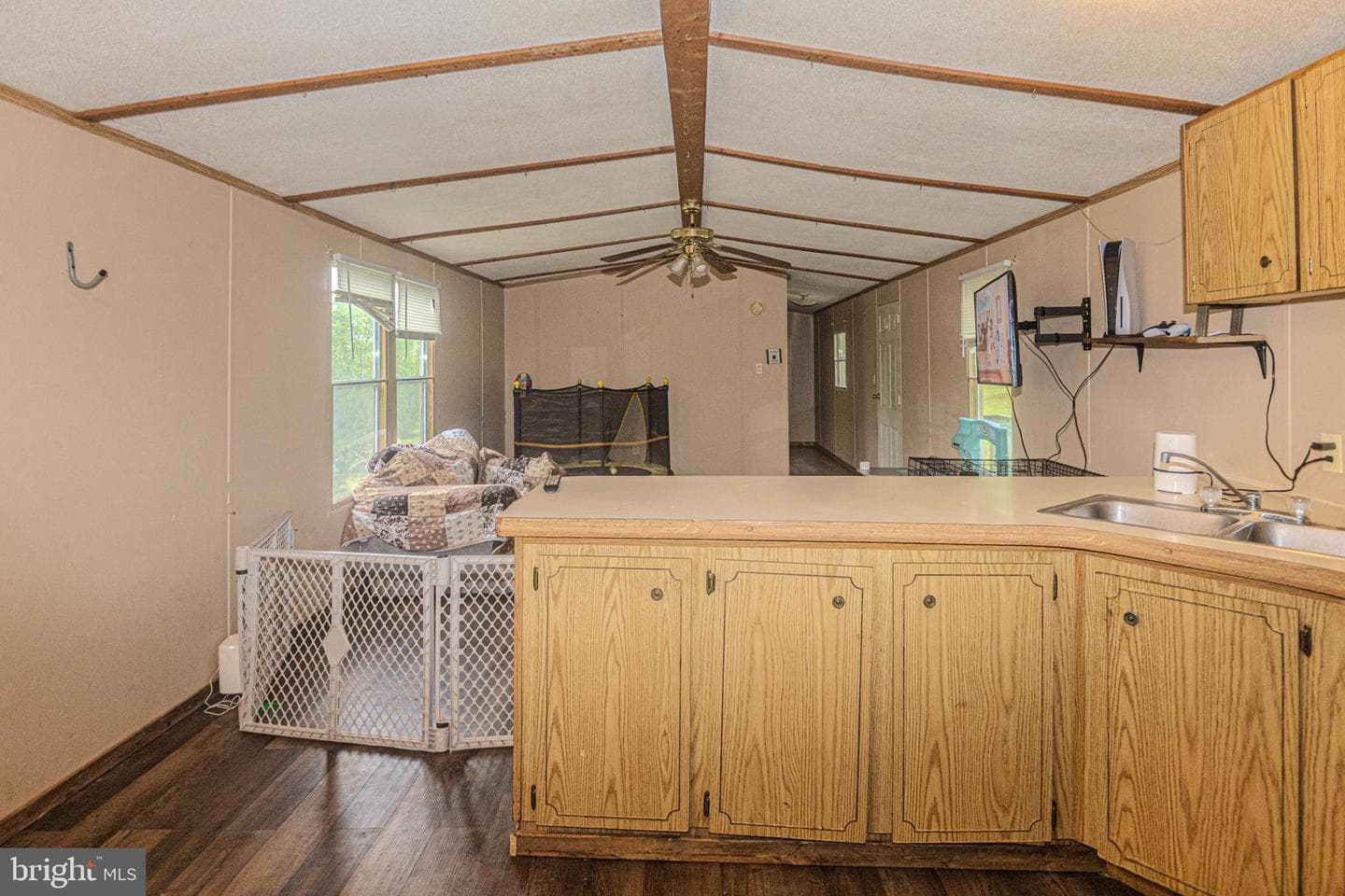 490 Meyersdale Road photo 23