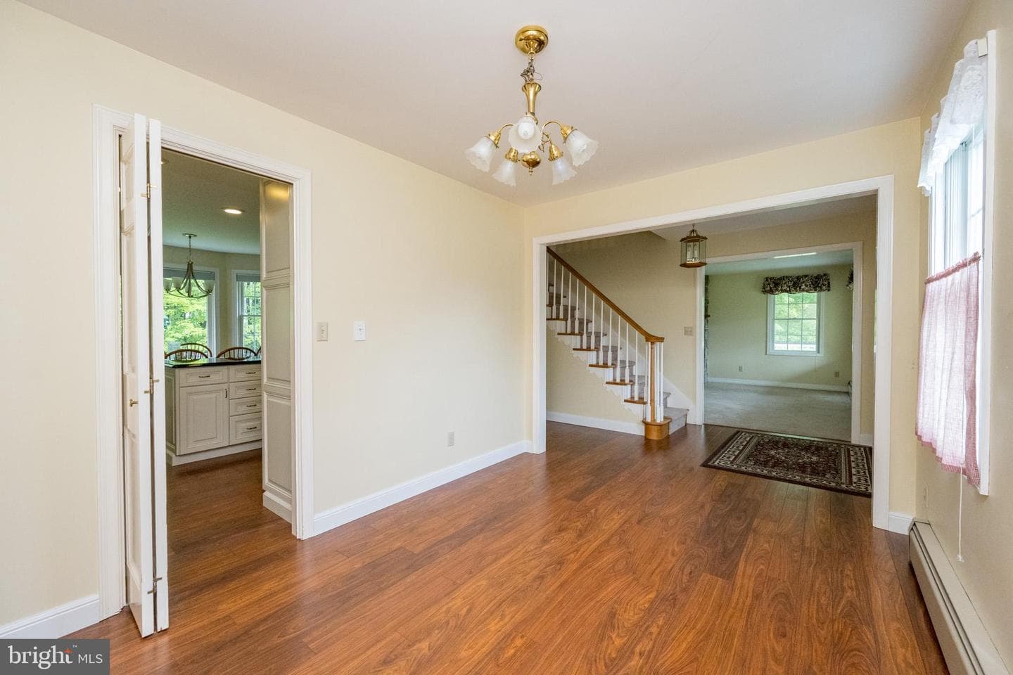101 Sunset Drive photo 23