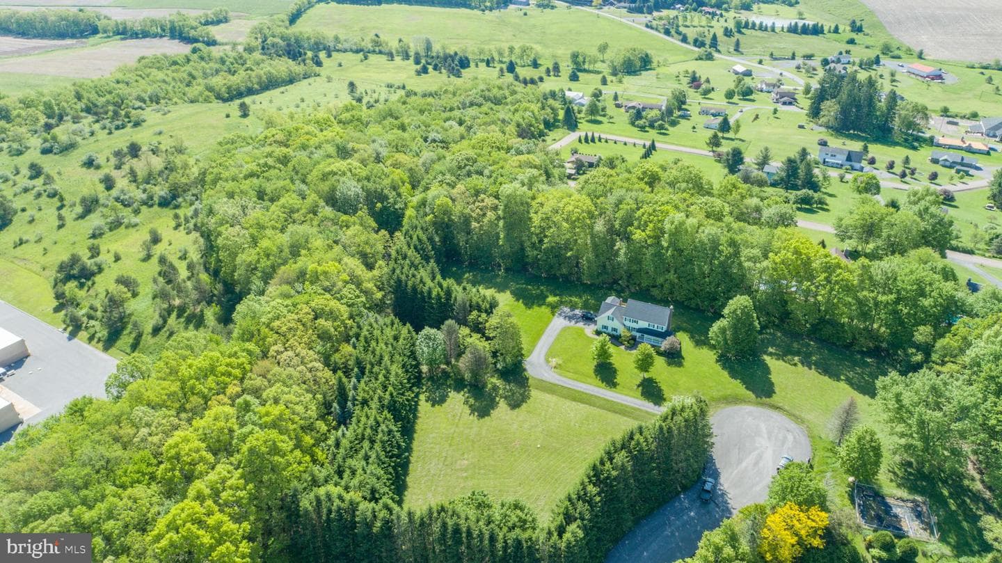 101 Sunset Drive photo 66