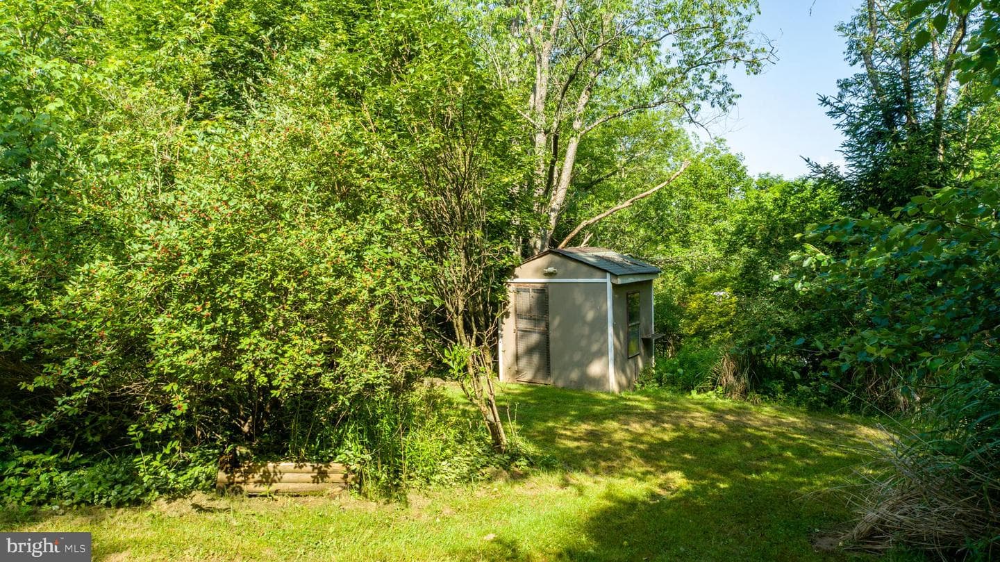 163 Crestview Drive photo 35