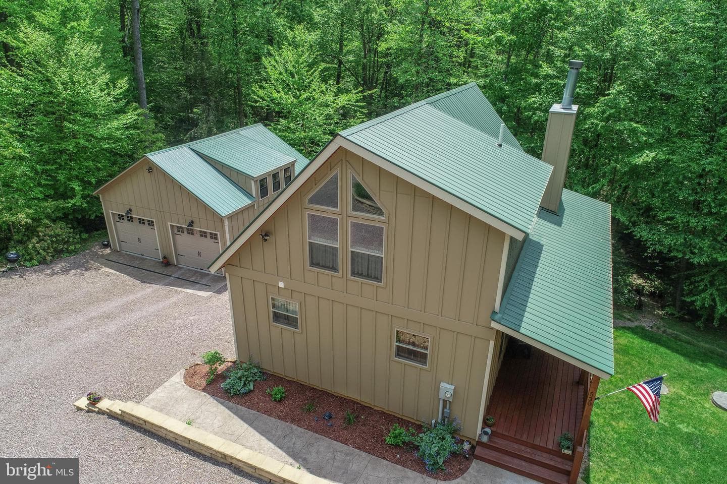 530 Hemlock Road photo 2