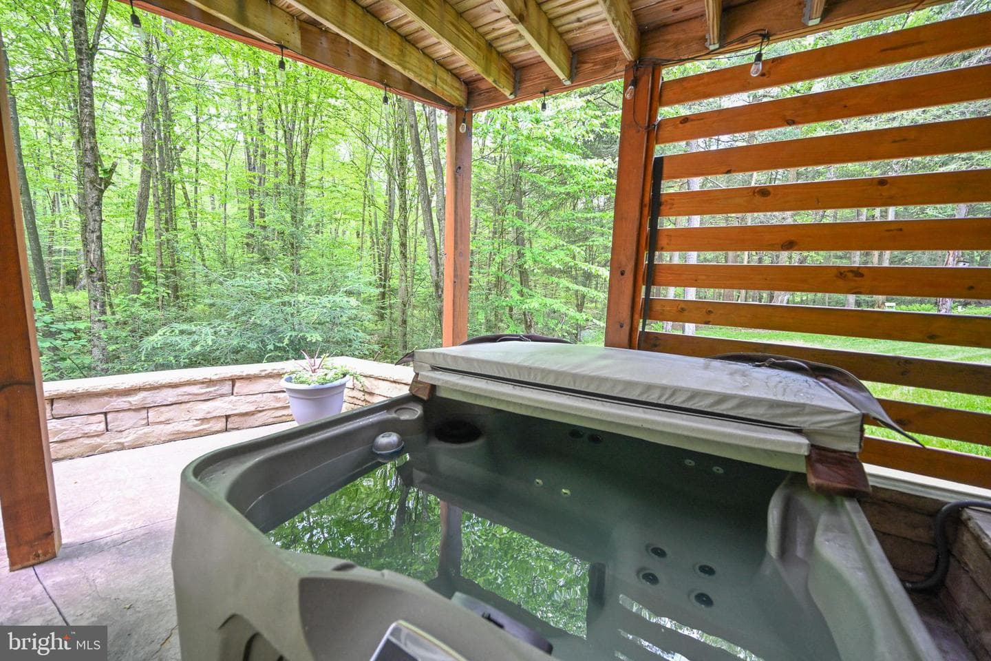 530 Hemlock Road photo 48