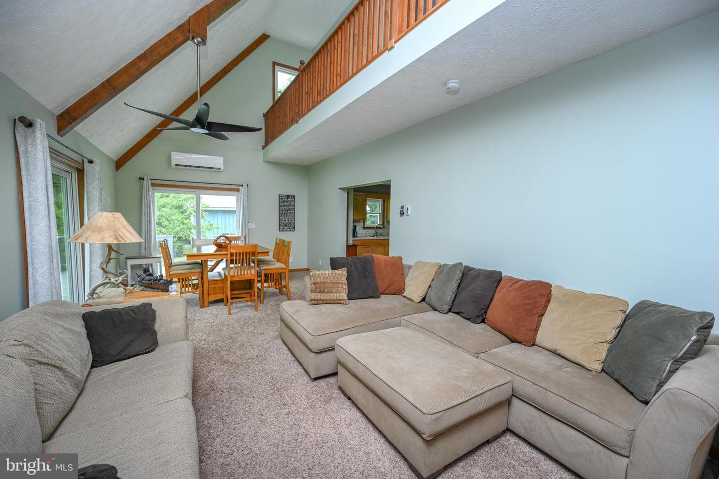 590 Bearfoot photo 13