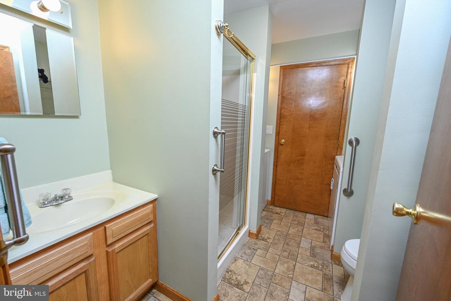 590 Bearfoot photo 17