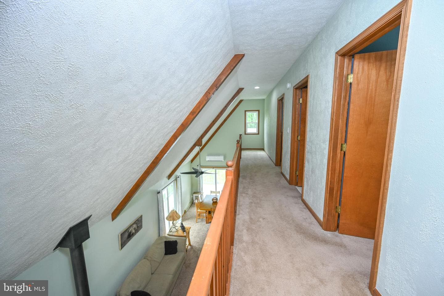 590 Bearfoot photo 26