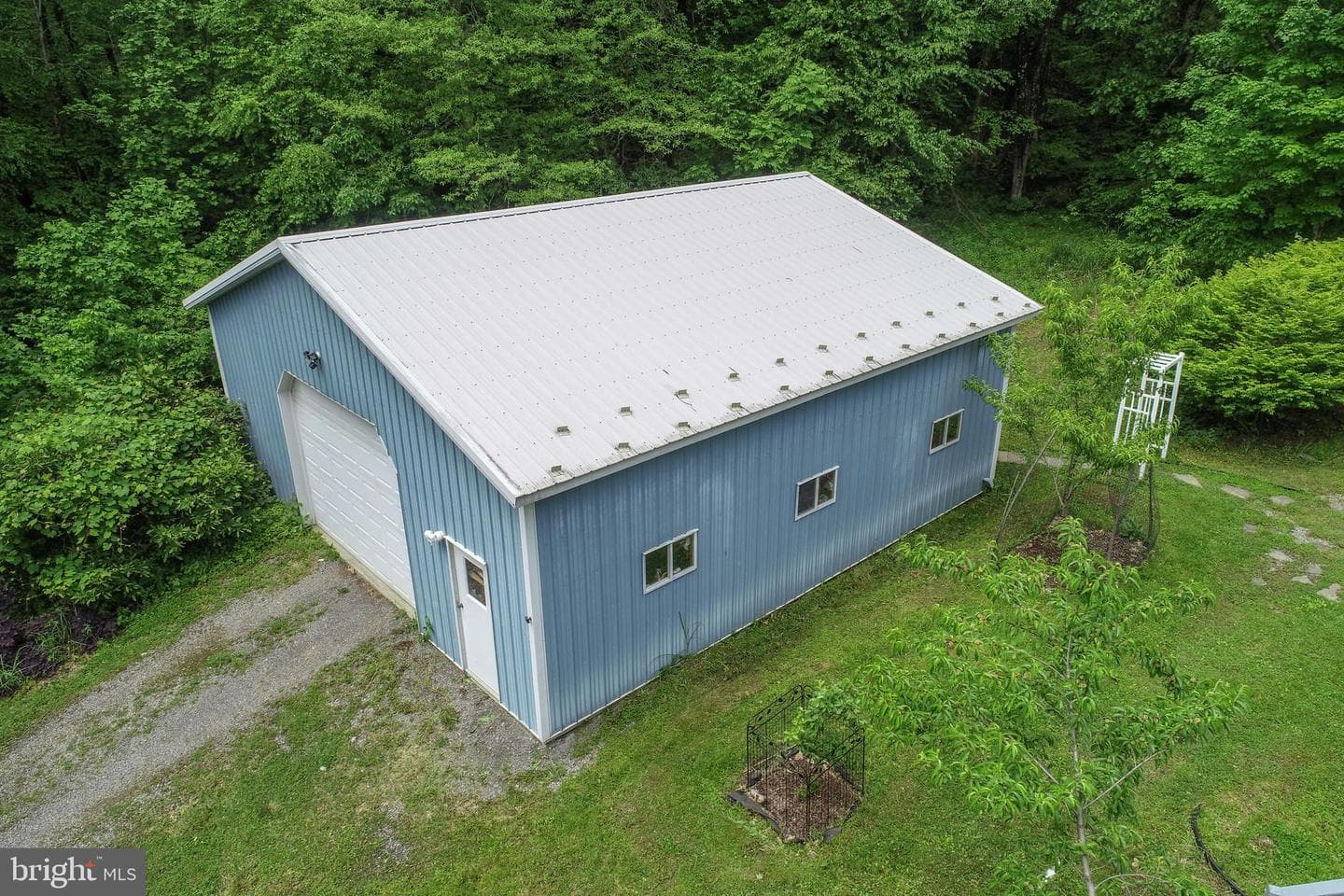 590 Bearfoot photo 35